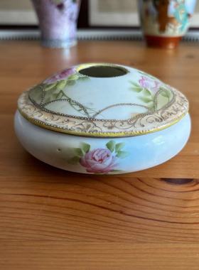 欧洲回流 日本中古手绘花卉香薰盒 老瓷器收藏摆件瓷罐 盖盒