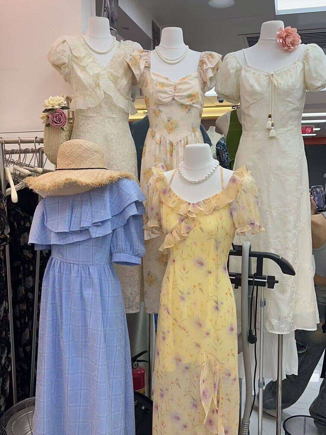 直播专拍链接（不退不换）看清楚下单，扣号下单，拍价格备注序号