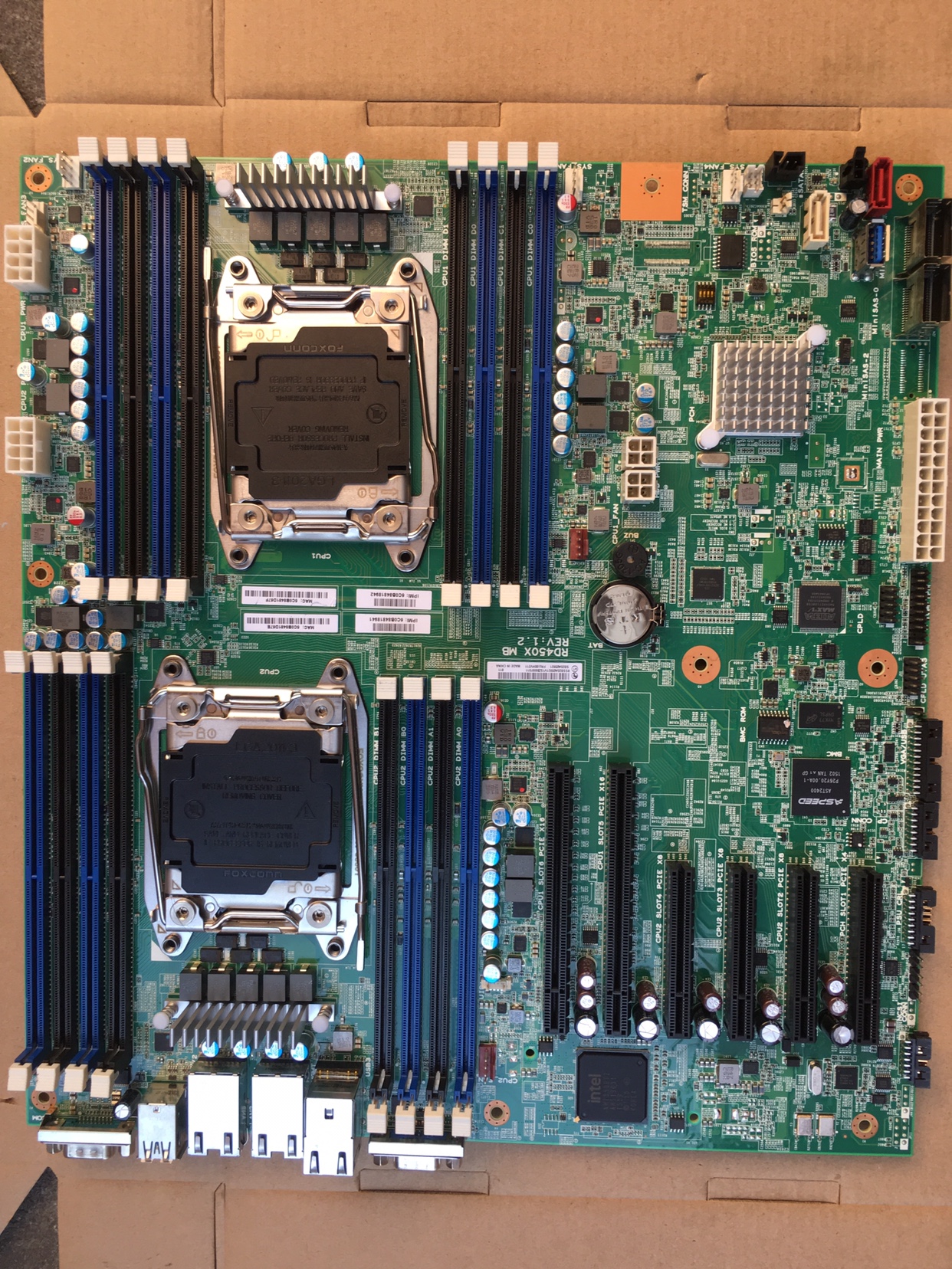 正品联想Thinkserver  RD450X 双路服务器主板4代X99支持6PCI-E - 图1