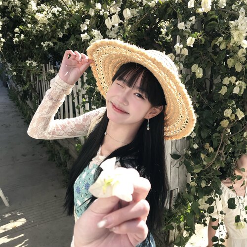 度假风镂空拉菲草帽女夏法式大帽檐海边沙滩防晒帽显脸小太阳帽子 - 图2