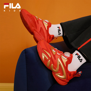 【FILA】中大童红色鞋子跑步鞋