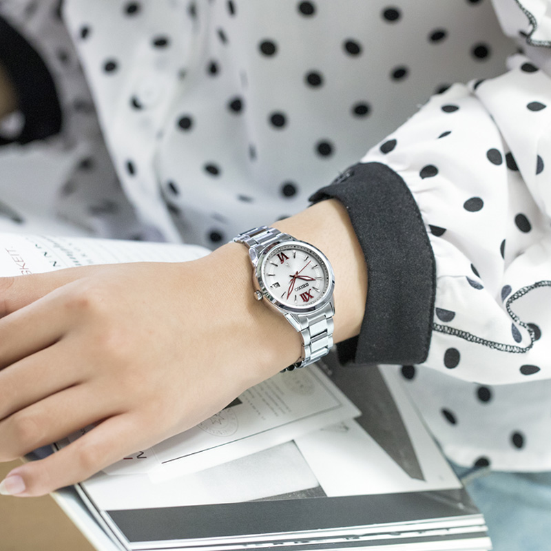 系列太阳能表日本绫濑遥同款光能表 SUT387J1 SEIKO LUKIA 精工女表 系列太阳能表日本绫濑遥同款光能表 SUT387J1 SEIKO LUKIA 精工女表