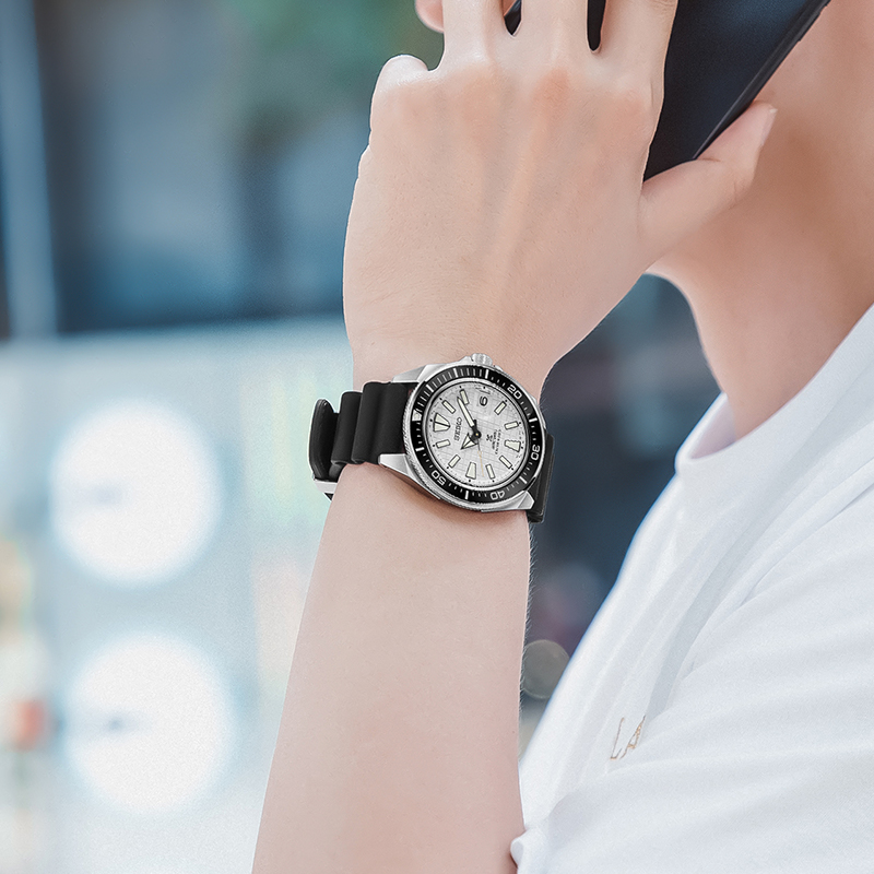 SEIKO精工情侣款黑武士潜水户外运动机械机芯男士手表SRPE37K1 SEIKO精工情侣款黑武士潜水户外运动机械机芯男士手表SRPE37K1