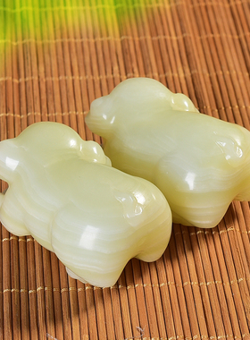 阿富汗玉生肖猪玉石手把件哼哼来财发财喜珠手把小摆件