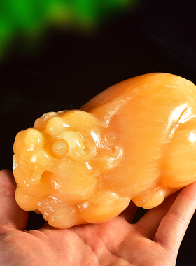 纯天然黄玉大手把件旺财守财