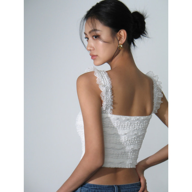NEVA HU ກົດລະບຽບການຈັບຕາ Lace Camisole ດ້ານເທິງຂອງແມ່ຍິງສັ້ນ Slim Fit Niche Chic Sleeveless Top