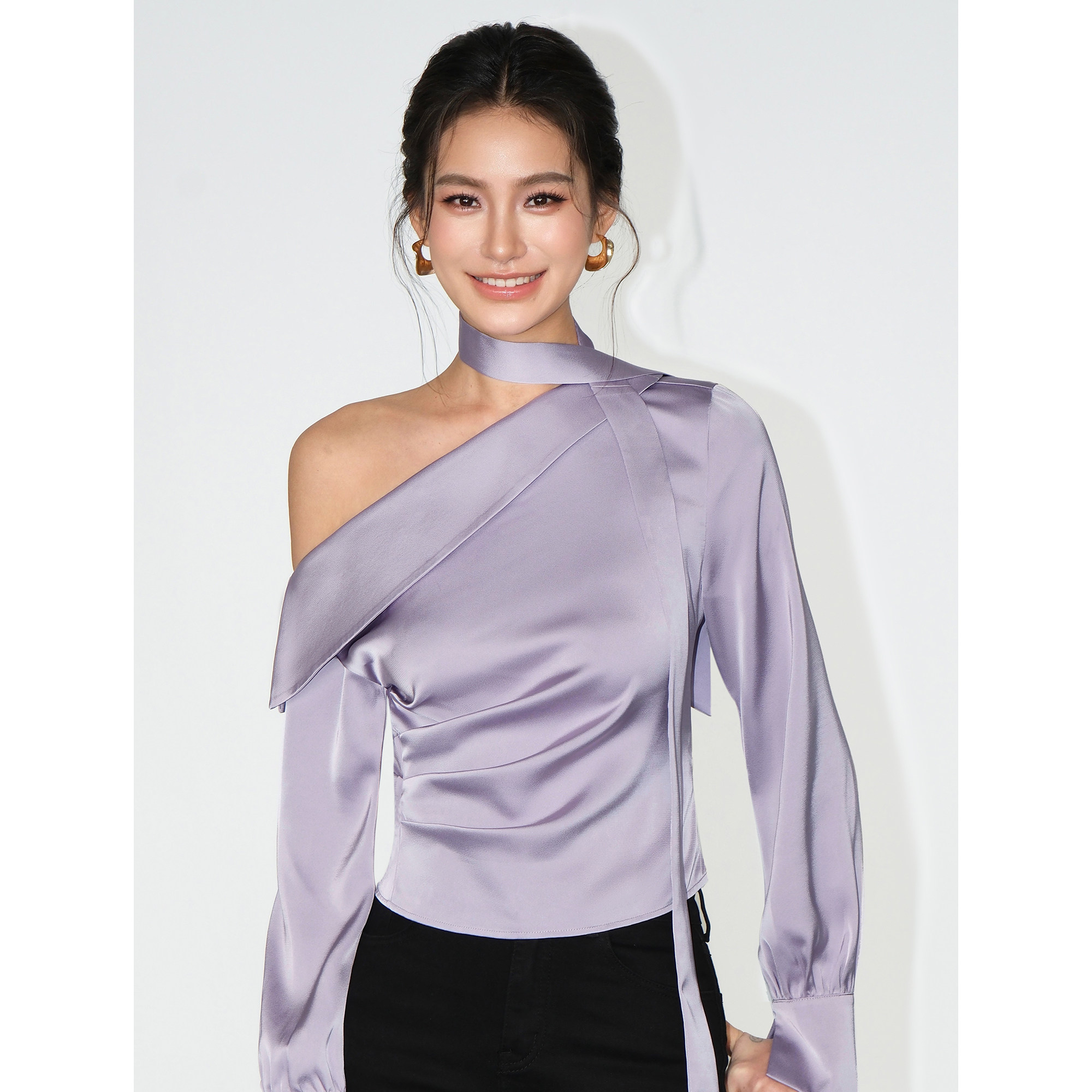 NEVA HU 高级感缎面斜肩长袖衬衫女露肩设计感气质飘带短款上衣,淘宝优惠券,粉丝福利购,淘宝优惠卷