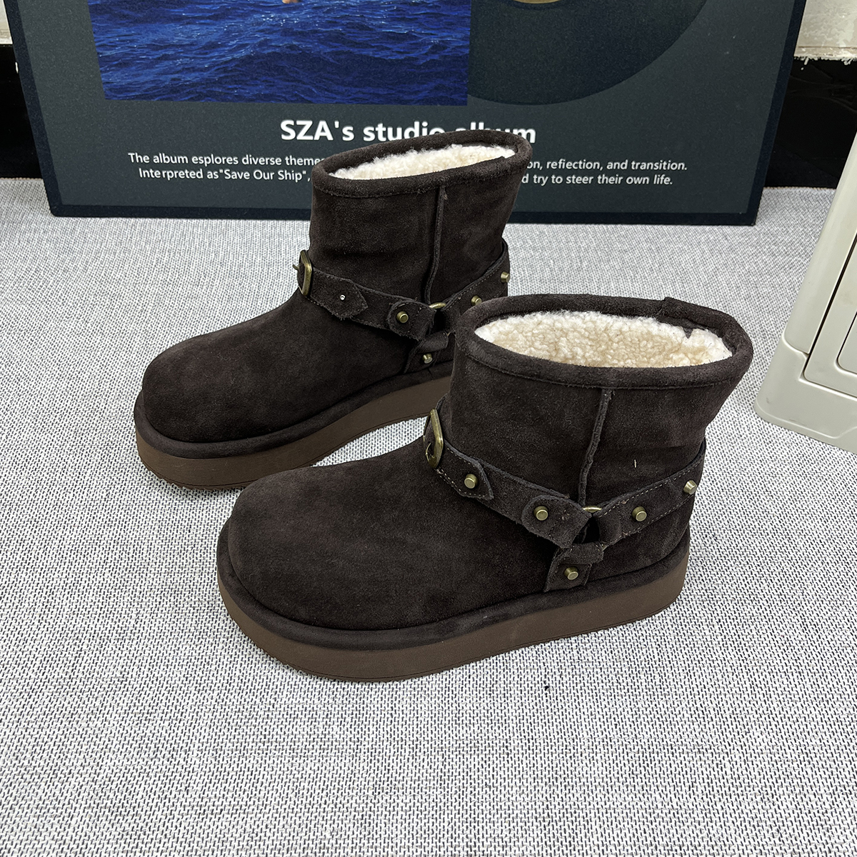 真皮厚底羊羔毛雪地靴女2025冬季新款加绒保暖皮带扣复古短靴棉鞋 - 图3