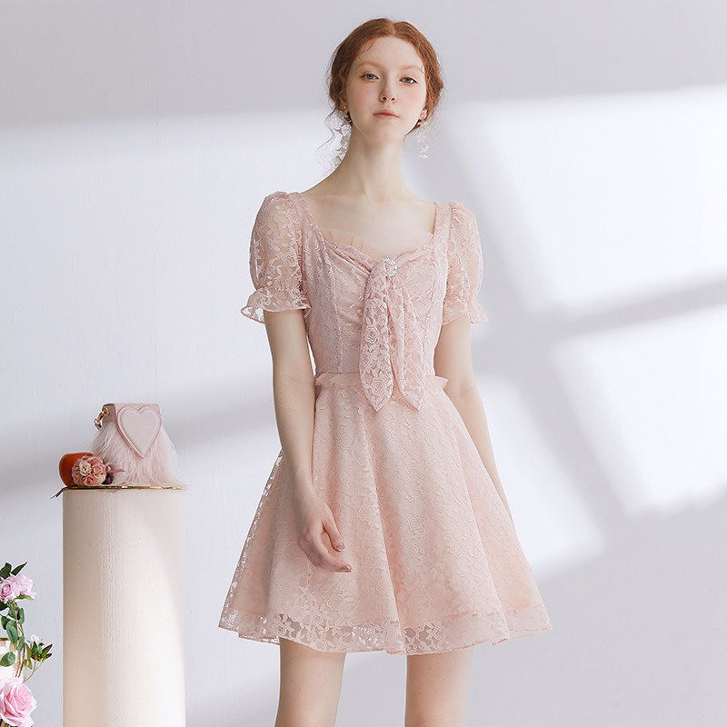 艾丽丝2022夏季新款粉色方领连衣裙 艾丽丝童话连衣裙