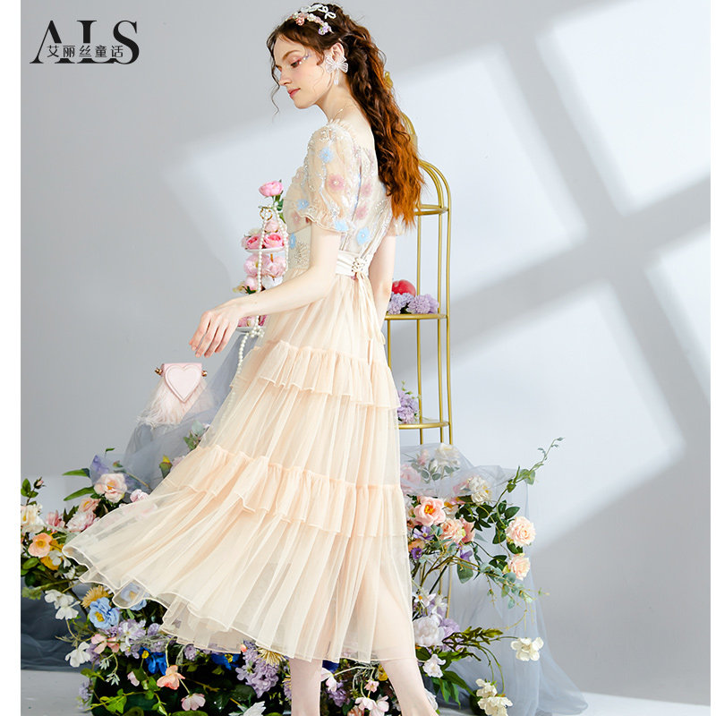 艾丽丝2025夏季新款优雅重工杏色刺绣连衣裙仙气短袖中长款公主裙,淘宝优惠券,粉丝福利购,淘宝优惠卷