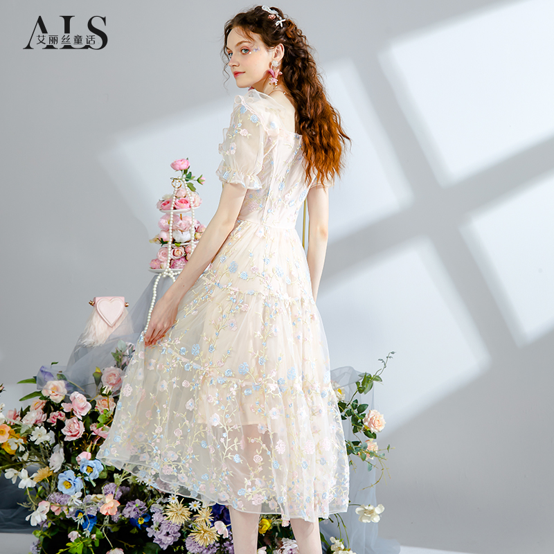 艾丽丝2025夏季新款优雅仙气公主裙杏色短袖刺绣中长款蛋糕连衣裙