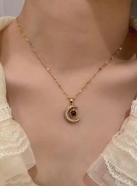 撤柜东大门灵动月亮闪耀项链女网红气质简约锆石锁骨链