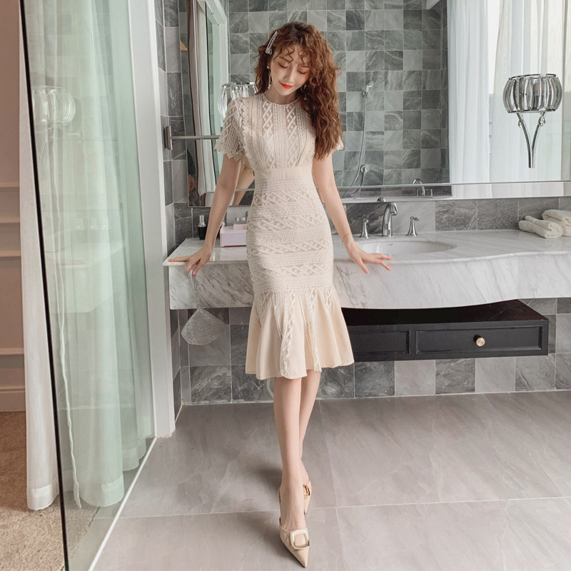 荷叶边裙夏季2020新款气质连衣裙 语卡妃连衣裙