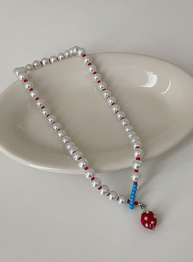 趣味红色草莓珍珠串珠项链女甜美精致可爱时尚优雅百搭颈链锁骨链