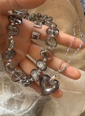 韩版时尚简约不规则灰色水晶串珠项链女小众双层叠戴爱心锁骨链女