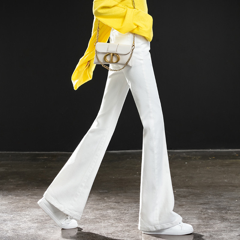 白色微喇春季2022新款显瘦牛仔裤 扇影牛仔裤