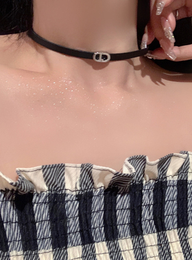 简约百搭设计款锁骨链配饰