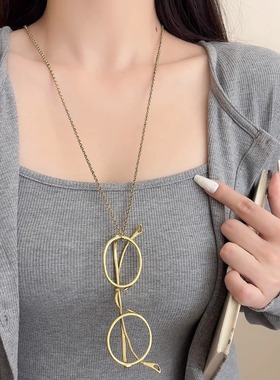 复古做旧眼镜吊坠项链女复古轻奢设计感长款可调节毛衣链通勤颈链