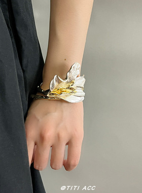 欧美夸张金属鸢尾花宽版开口手镯