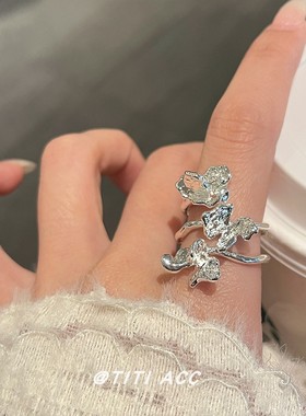 新中式铃兰花戒指女气质精致立体花卉设计灵动感开口调节花卉指环