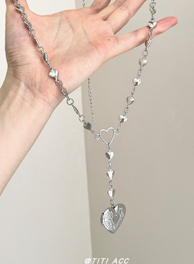 复古雕花爱心流苏项链女小众设计时尚简约百搭锁骨链轻奢气质配饰