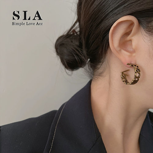 SLA私家 字母个性设计耳环女网红博主拒绝同款复古高级2025年新款 - 图1