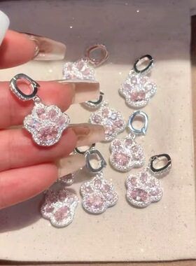 新款高级爆闪满锆粉色猫爪吊坠项链小众轻奢甜美风精致锁骨链