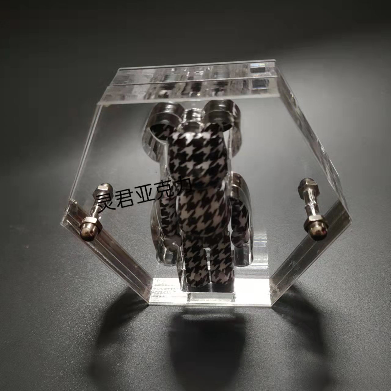 Bearbrick100%积木熊透明亚克力展示盒暴力熊diy防尘罩可拼接送垫 - 图1