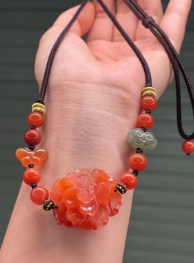 精品川料南红玛瑙特色冰飘花莲花手工编织锁骨链项链女款百搭时尚