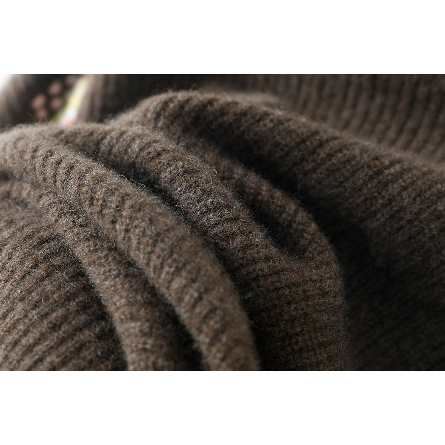 耀眼！时尚当道~纯手工绣花加厚100%纯山羊绒拉链开衫女高领外套,淘宝优惠券,粉丝福利购,淘宝优惠卷