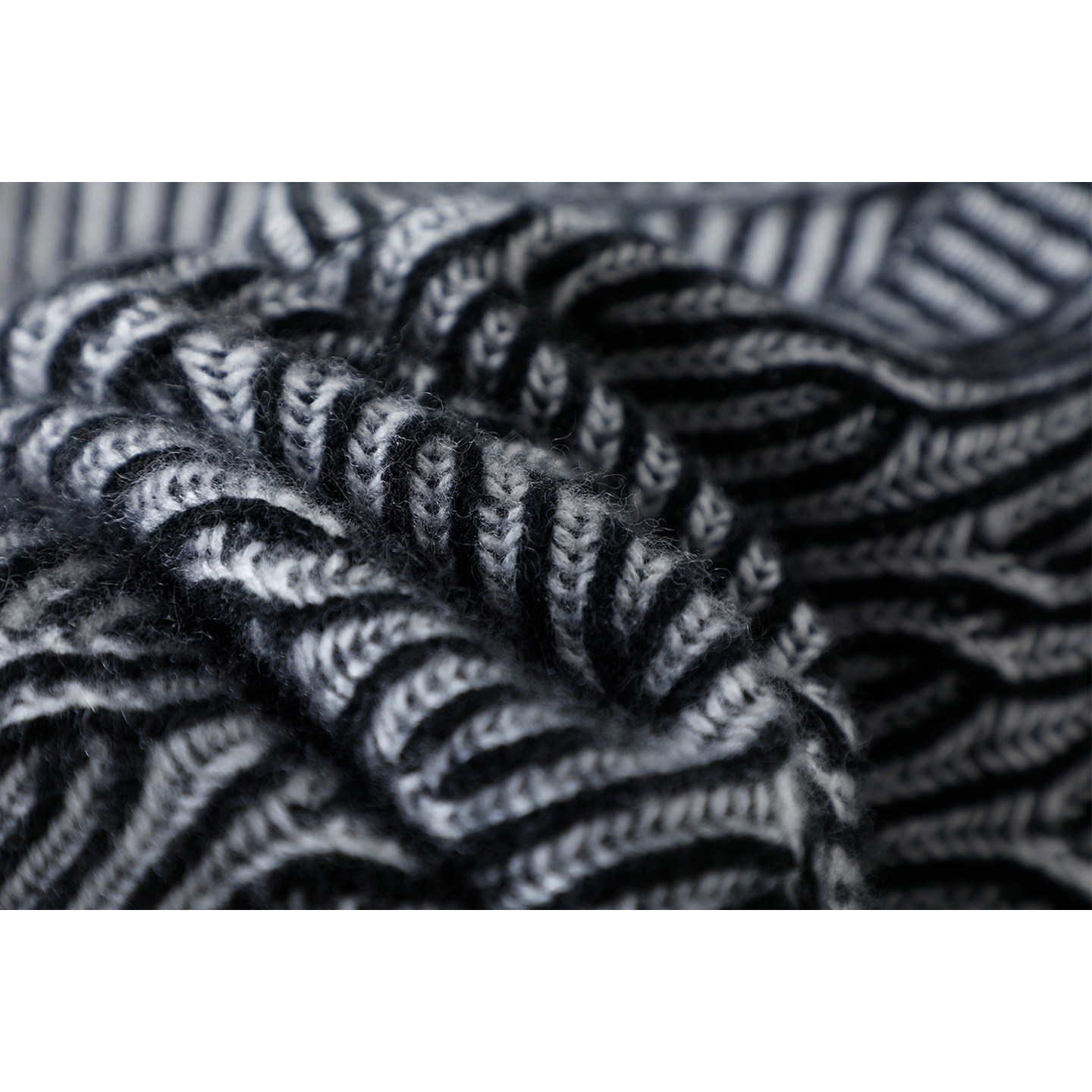 巨巨难做的美~意大利双色100%山羊绒开衫女纯羊绒毛衣针织外套厚,淘宝优惠券,粉丝福利购,淘宝优惠卷