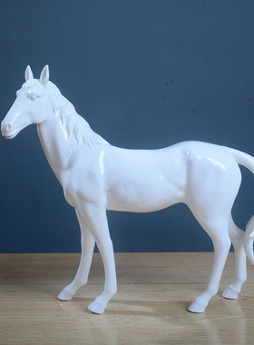 创意简约现代动物黑色马陶瓷摆件 家居客厅样板间软装配饰工艺品