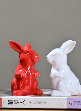 黄色陶瓷兔子摆件十二生肖至的吉祥物化解补角客厅装饰工艺品