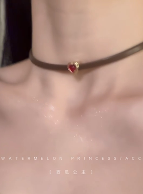 「莓果心跳」多层叠戴项链女辣妹甜酷潮搭皮绳锁骨链choker颈链潮