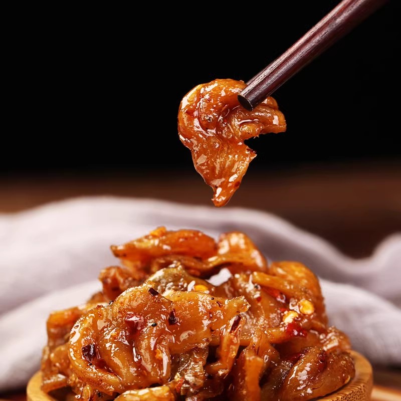 登荣口水鸡辣条麻辣条素肉重庆风味8090怀旧零食休闲宿舍解馋小吃-图1