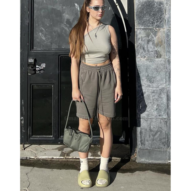 FotiGmanClub REPRESENT 复古水洗做旧宽松拉链口袋五分休闲短裤 - 图2