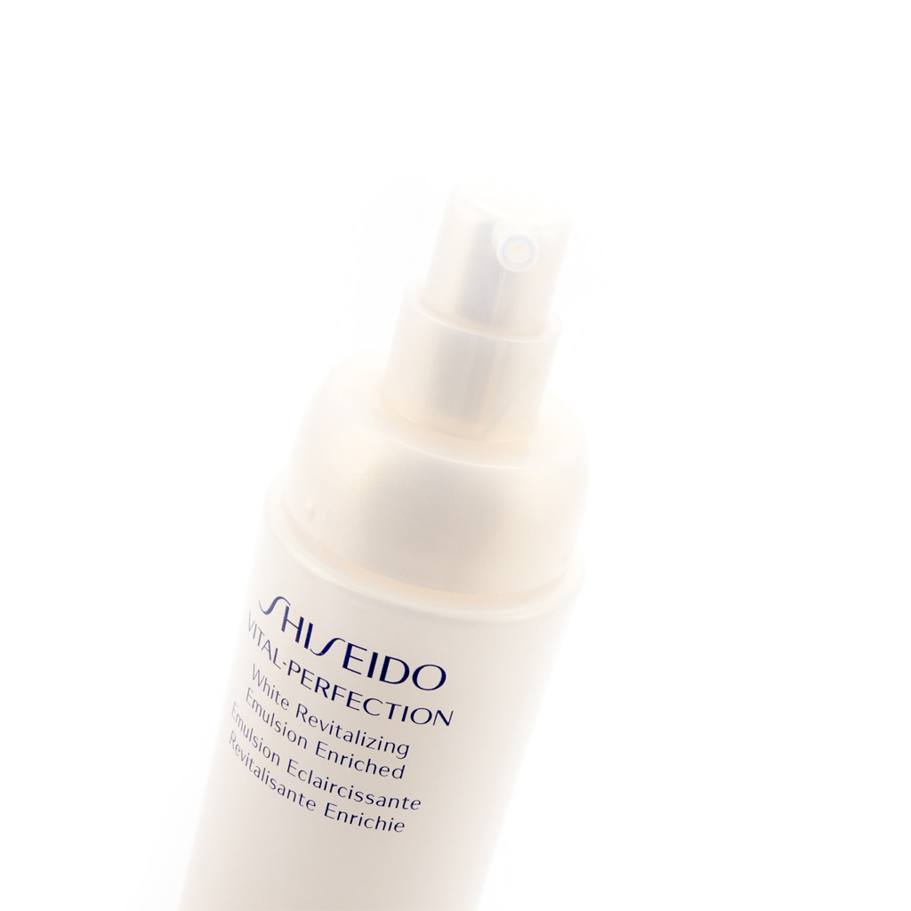 shiseido /资生堂悦薇水乳亮肤乳液 Sasa莎莎海外乳液/面霜