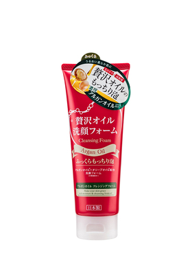 日本泉肌坚果油洁面乳