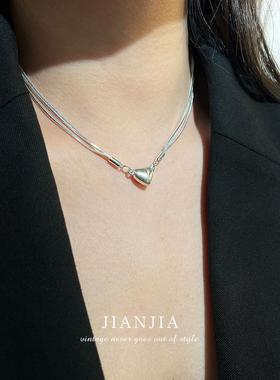 小众高级感银河磁铁爱心吊坠项炼简约多层甜酷风锁骨炼银色颈炼