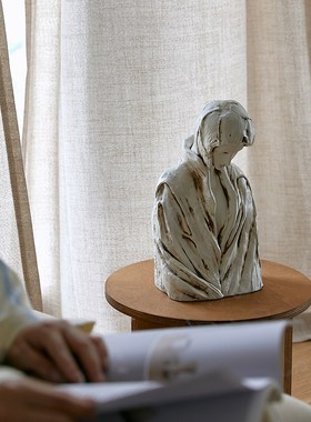 法式复古艺术人物摆件客厅玄关电视柜软装高级感轻奢雕塑装饰品