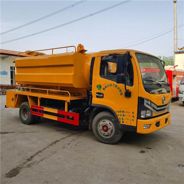 Dongfeng large high-pressure sewage cleaning and sanitation truck, sewage cleaning and dredging truck, 5-meter cleaning and sanitation truck, municipal sanitation