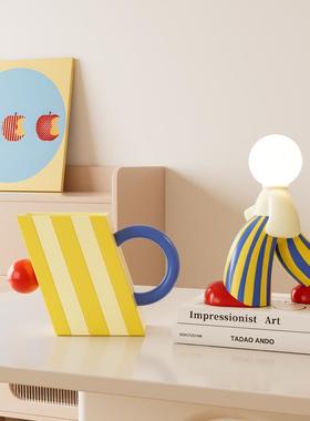 多巴胺艺术人物台灯摆件桌面家居装饰品客厅床头灯生日礼物送朋友