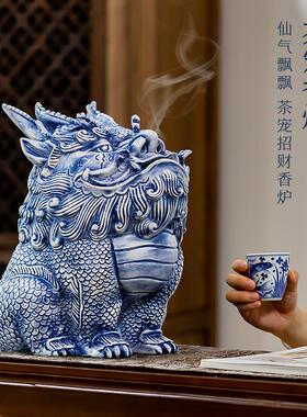 鬼迷日眼貔貅茶宠玄关装饰品招财创意香炉景德镇茶具桌面摆件客厅