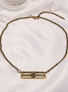 法式轻奢复古b字母吊坠项链小众高级感气质百搭锁骨链高街男女款