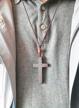 手工雕刻檀木十字架吊坠项链毛衣链车载挂件饰品乌木个性复古情侣