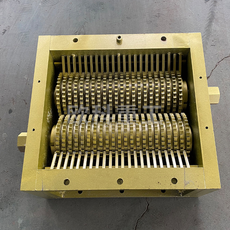Double-shaft shredder, small shredder, domestic waste plastic shredder, chassis shredder, blades can be customized