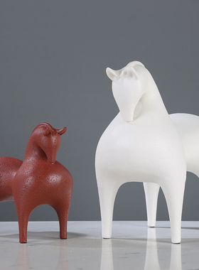 现代极简抽d象红色马树脂摆件饰品客厅办公室玄关装饰北欧轻奢高