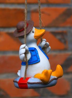 可爱网红荡秋千小鸭子挂件花园庭院阳台幼儿园装饰品吊件车载摆件