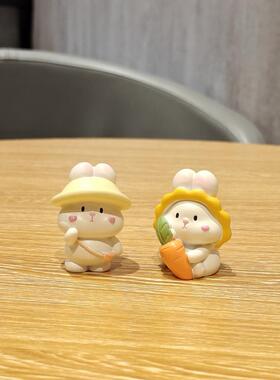 治愈系桌面兔子小摆件卡通创意车载办公室装饰品可爱女生公仔礼品