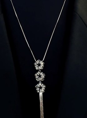 秋冬长款毛衣链女时尚设计感锆石花朵流苏项链外搭配饰2023新款潮
